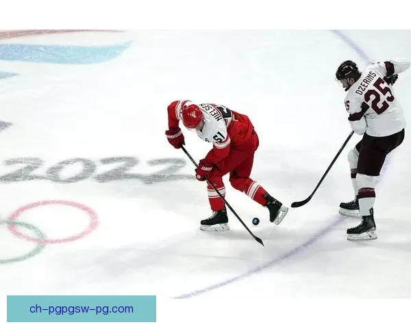 冰球大奖赛：冰上风云再掀热潮