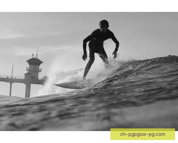 冲浪新手必知:掌握冲浪规则,享受海浪乐趣 冲浪新手必知:掌握冲浪规则,享受海浪乐趣