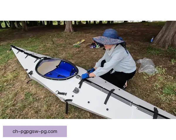 学会皮划艇：初学者的完整指南