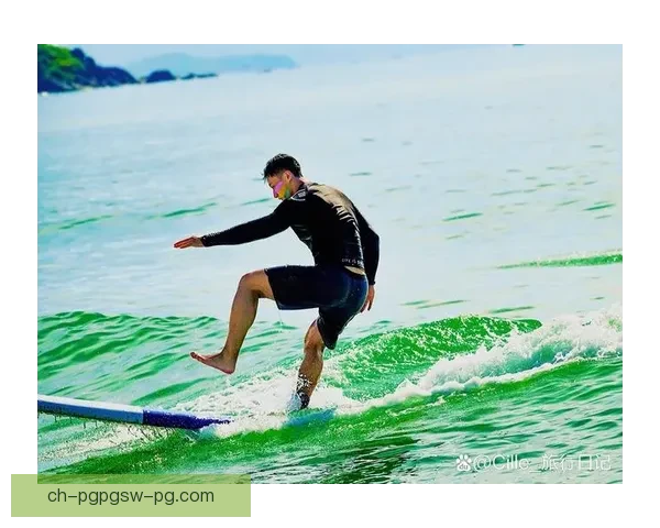 挑战极限！全新一季冲浪联赛即将开启，谁将称霸浪尖，谁能登顶巅峰？